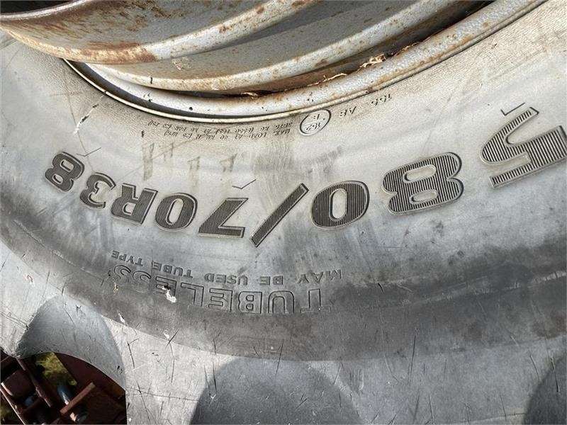 Dual 5-klods 580/70r38  - Jantes e pneus por Máquina agrícola: foto 2 Dual 5-klods 580/70r38  - Jantes e pneus por Máquina agrícola: foto 2