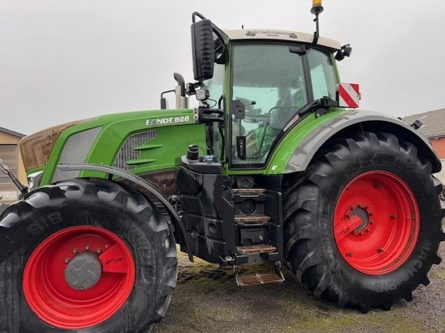 Fendt 828 Vario S4 Profi - Trator: foto 1 Fendt 828 Vario S4 Profi - Trator: foto 1