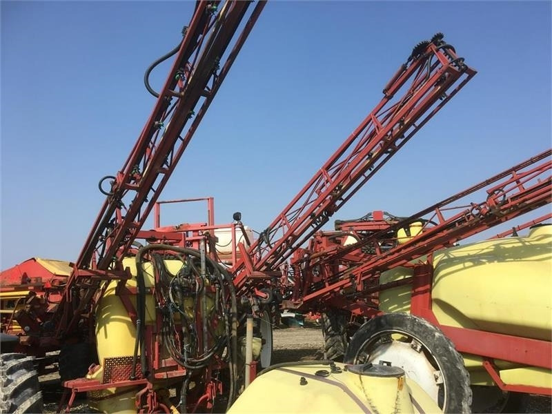 Hardi Mega 1200L 21m LPZ - Pulverizador de arrastar: foto 1 Hardi Mega 1200L 21m LPZ - Pulverizador de arrastar: foto 1