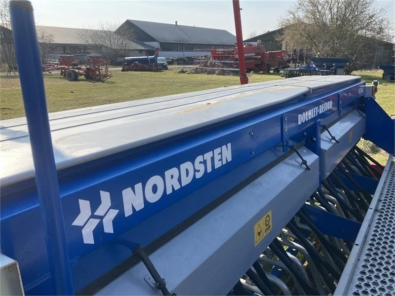 He-Va Doublet COMBI-SEEDER VB 4M  - Semeadora combinada: foto 5 He-Va Doublet COMBI-SEEDER VB 4M  - Semeadora combinada: foto 5