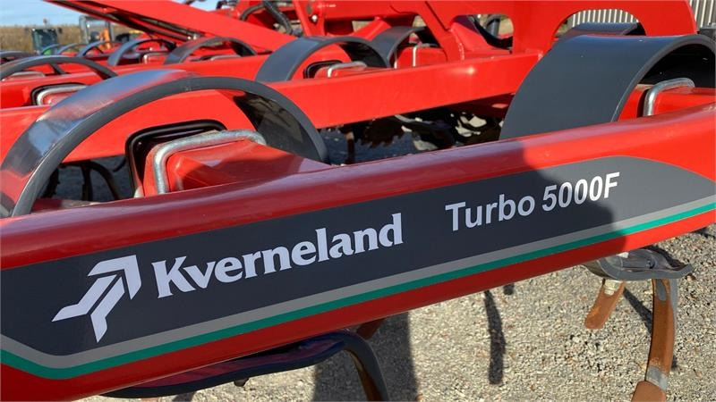 Kverneland TURBO 5000 Foldbar - Grade: foto 3 Kverneland TURBO 5000 Foldbar - Grade: foto 3