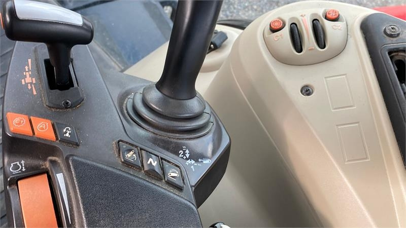 Massey Ferguson 7718S Dyna 6 Efficient inkl. FL4327 Frontlæsser  - Trator: foto 4 Massey Ferguson 7718S Dyna 6 Efficient inkl. FL4327 Frontlæsser  - Trator: foto 4