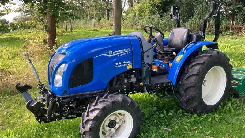 New Holland Boomer 55 - Trator municipal: foto 1 New Holland Boomer 55 - Trator municipal: foto 1