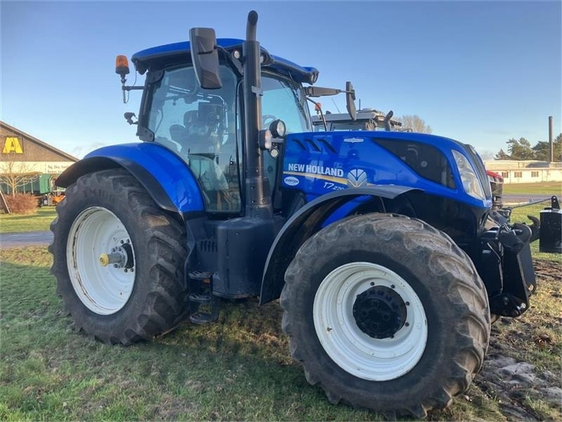 New Holland T7.270 AUTO COMMAND - Trator: foto 2 New Holland T7.270 AUTO COMMAND - Trator: foto 2