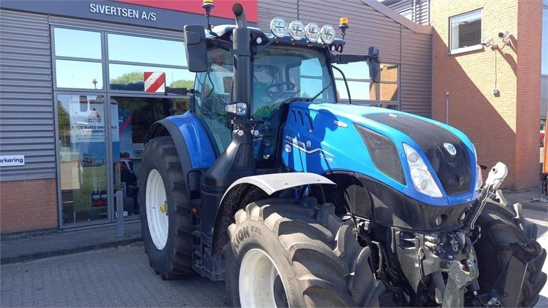 New Holland T7.315 HD  - Trator: foto 2 New Holland T7.315 HD  - Trator: foto 2