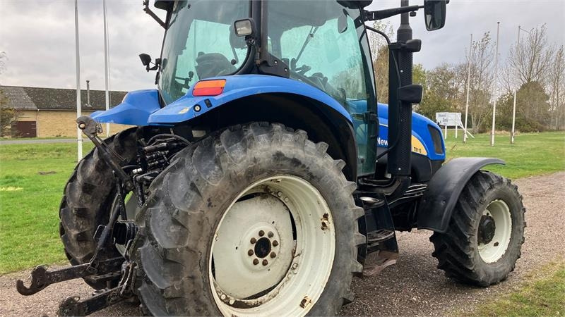 New Holland TS 115 A - Trator: foto 4 New Holland TS 115 A - Trator: foto 4