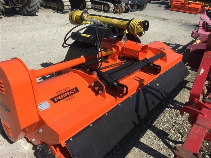 Perfect KM-300 Front og Bagmontering - Gadanheira: foto 3 Perfect KM-300 Front og Bagmontering - Gadanheira: foto 3