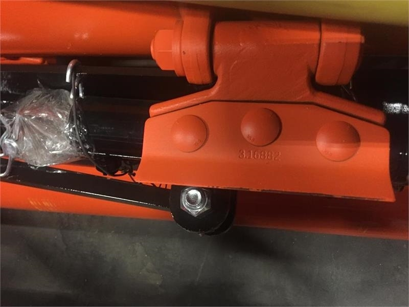 Perfect KM-300 Front og Bagmontering - Gadanheira: foto 4 Perfect KM-300 Front og Bagmontering - Gadanheira: foto 4