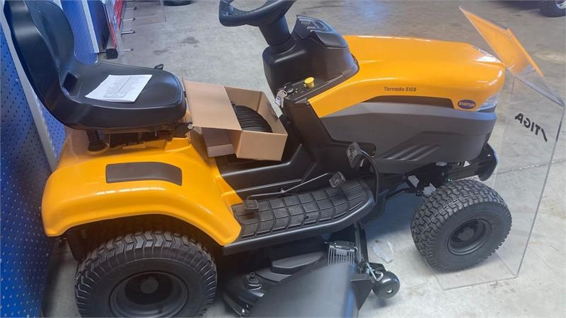 Stiga Tornado 5108 - Trator municipal: foto 3 Stiga Tornado 5108 - Trator municipal: foto 3