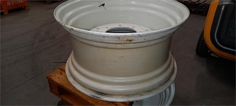 Titan Svejste fælge............ 15x30 - Pneu por Máquina agrícola: foto 3 Titan Svejste fælge............ 15x30 - Pneu por Máquina agrícola: foto 3