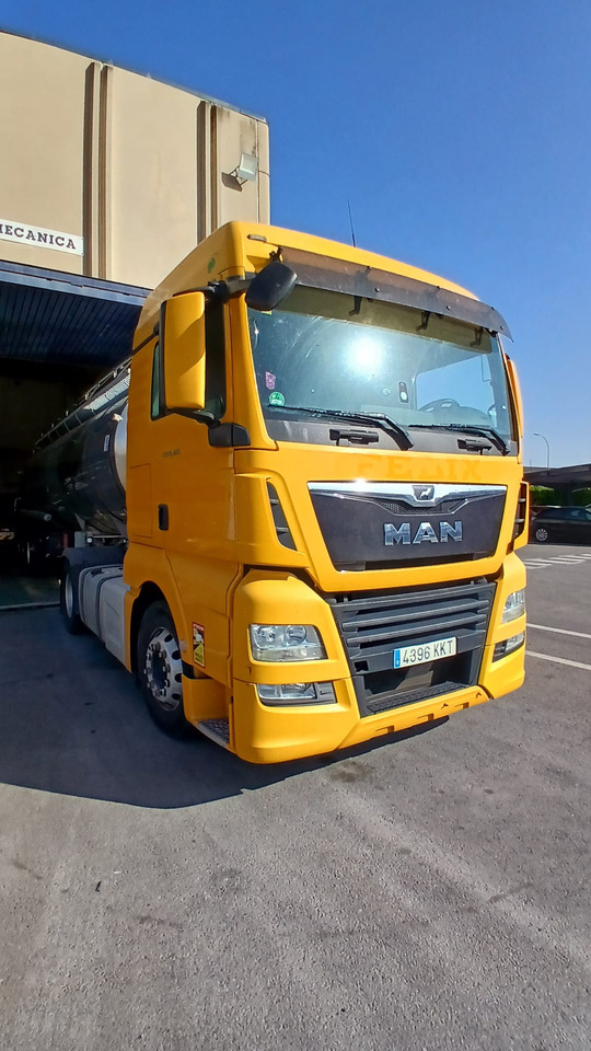MAN TGX 460 - Tractor: foto 2 MAN TGX 460 - Tractor: foto 2