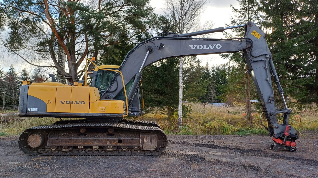 VOLVO EC180CL - Escavadora de rastos: foto 5 VOLVO EC180CL - Escavadora de rastos: foto 5