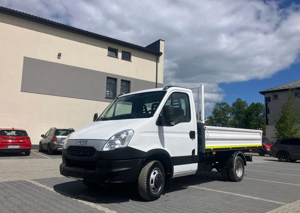 Iveco Iveco daily 35C13 wywrotka solidny kiper - Carrinha basculante: foto 3 Iveco Iveco daily 35C13 wywrotka solidny kiper - Carrinha basculante: foto 3