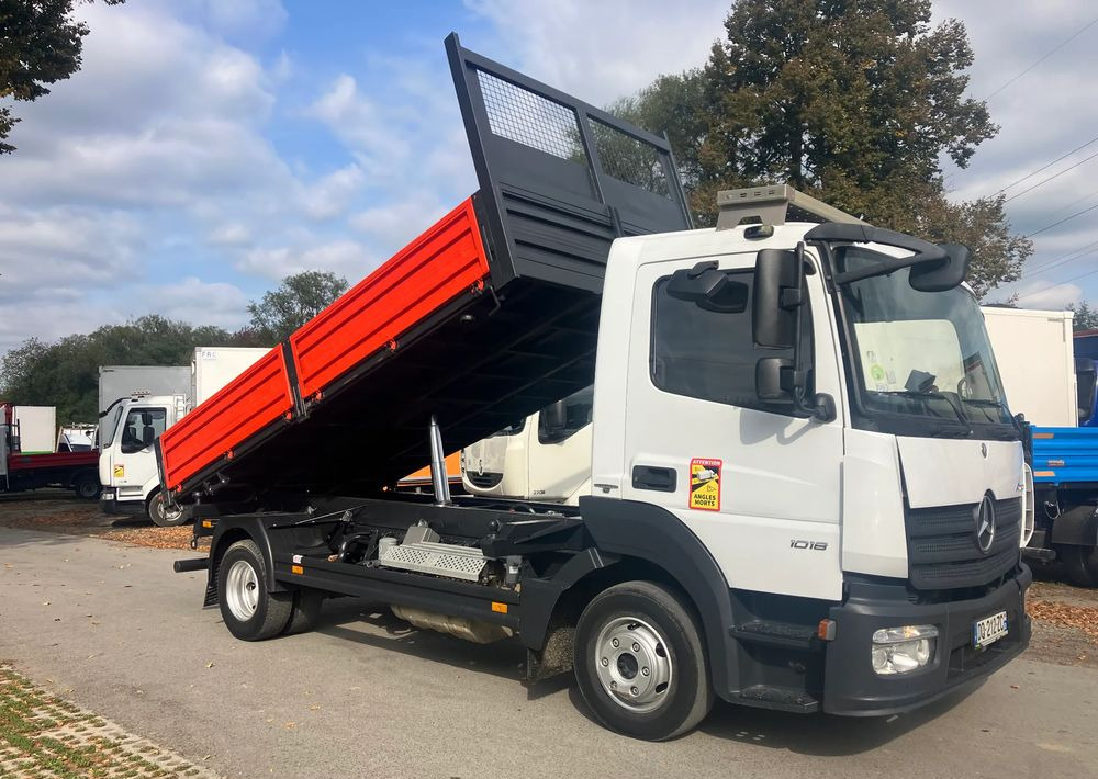 Mercedes-Benz Atego kiper wywrotka blokada mostu - Camião basculante: foto 1 Mercedes-Benz Atego kiper wywrotka blokada mostu - Camião basculante: foto 1