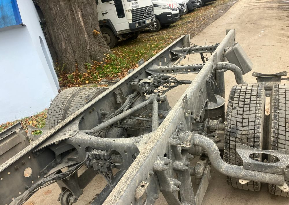 Mercedes-Benz Mercedes Atego 1218 Rama do zabudowy kiper beczka hakowiec laweta - Camião chassi: foto 5 Mercedes-Benz Mercedes Atego 1218 Rama do zabudowy kiper beczka hakowiec laweta - Camião chassi: foto 5