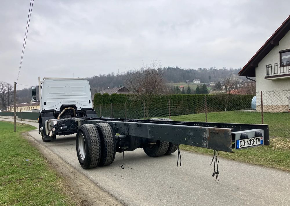 Mercedes-Benz Mercedes Axor 1829  Rama do zabudowy kiper beczka hakowiec laweta - Camião chassi: foto 3 Mercedes-Benz Mercedes Axor 1829  Rama do zabudowy kiper beczka hakowiec laweta - Camião chassi: foto 3