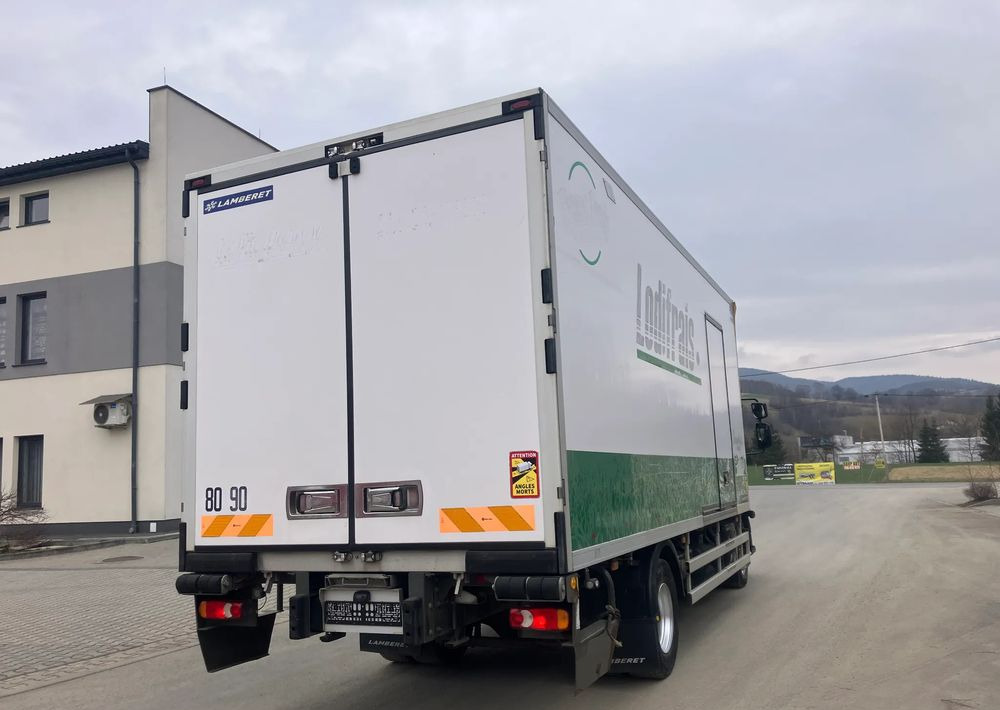 Renault Renault Gama D 250 chłodnia izoterma 16 PALET - Camião frigorífico: foto 3 Renault Renault Gama D 250 chłodnia izoterma 16 PALET - Camião frigorífico: foto 3