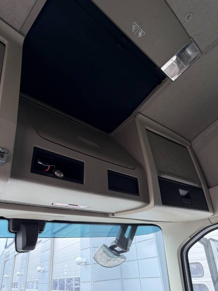 Tractor Volvo FH 6*2 med hydraulik: foto 12