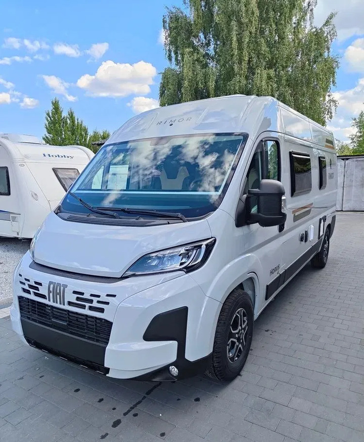 Fiat Ducato Rimor Horus 45 NEW AUTOMAT Grau Truma Diesel Lampen FULL LED 4-Sitzer - Campervan: foto 1 Fiat Ducato Rimor Horus 45 NEW AUTOMAT Grau Truma Diesel Lampen FULL LED 4-Sitzer - Campervan: foto 1