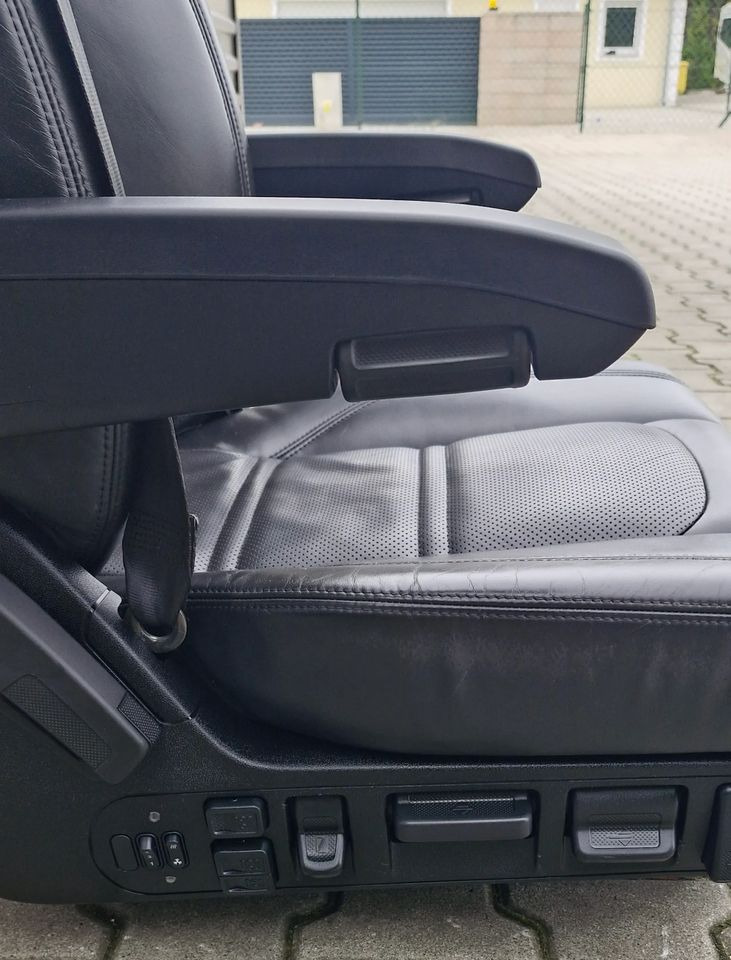 IVECO STRALIS S WAY FOTEL PASAŻERA - Cabine e interior: foto 4 IVECO STRALIS S WAY FOTEL PASAŻERA - Cabine e interior: foto 4