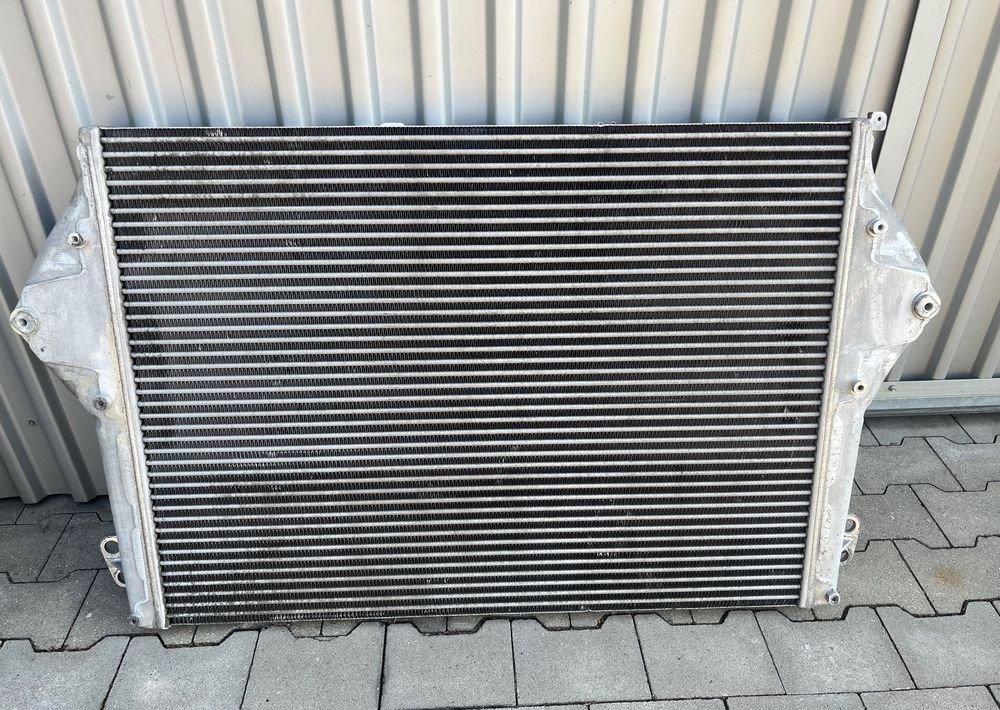 Intercooler Scania R NGR chłodnica powietrza 2433149 - Sistema de arrefecimento por Camião: foto 1 Intercooler Scania R NGR chłodnica powietrza 2433149 - Sistema de arrefecimento por Camião: foto 1