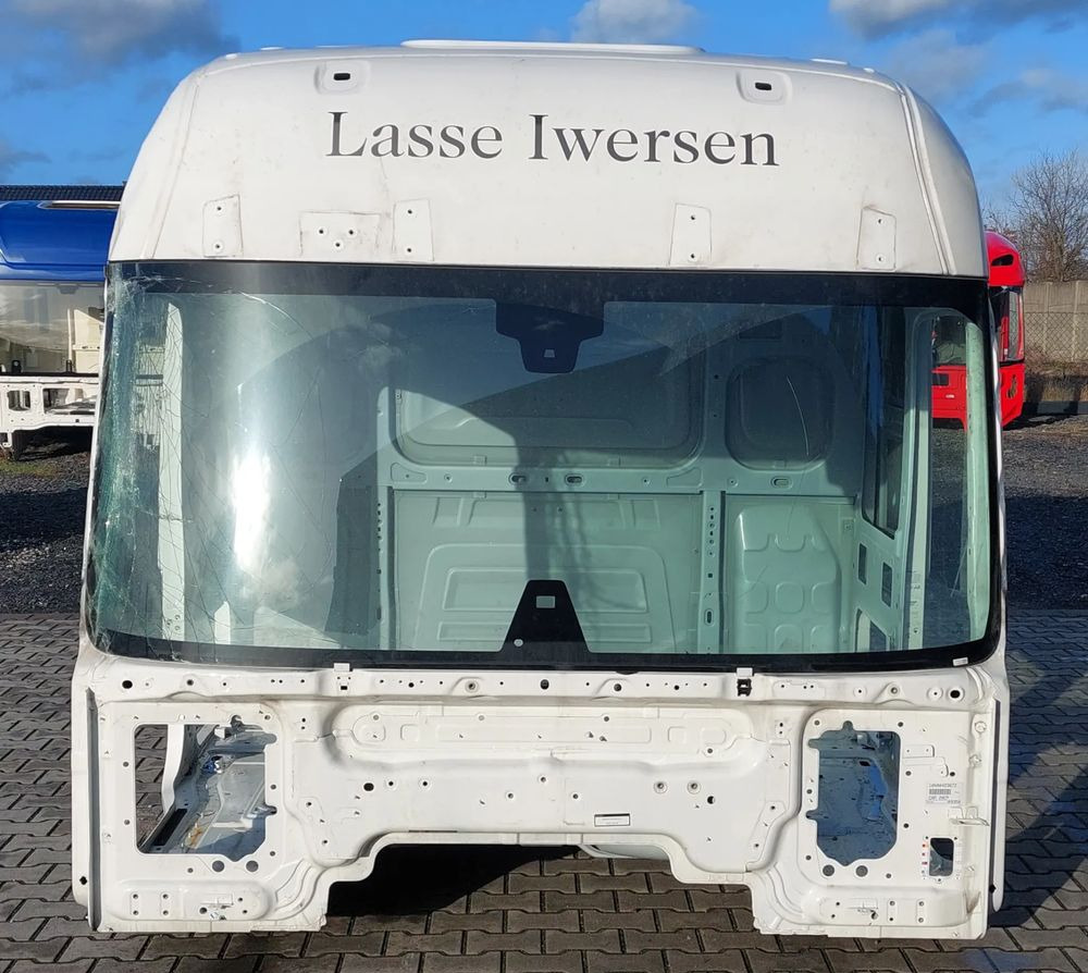 KABINA RENAULT GAMA T WYSOKA 2023R - Cabine por Camião: foto 1 KABINA RENAULT GAMA T WYSOKA 2023R - Cabine por Camião: foto 1