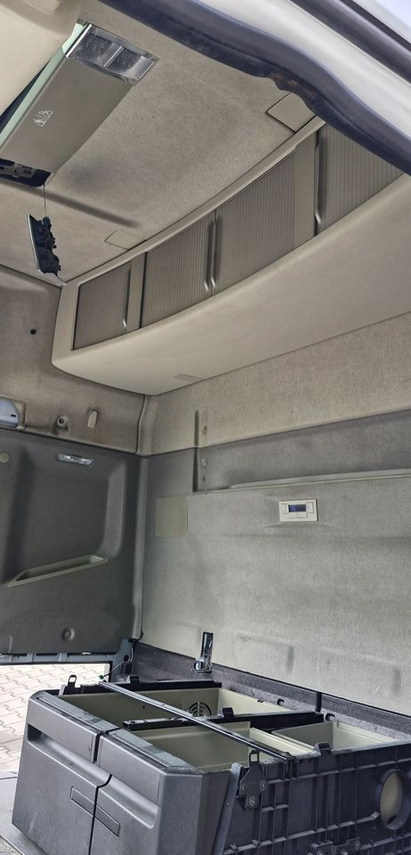 KABINA VOLVO FH4 - Carroceria e exterior: foto 5 KABINA VOLVO FH4 - Carroceria e exterior: foto 5