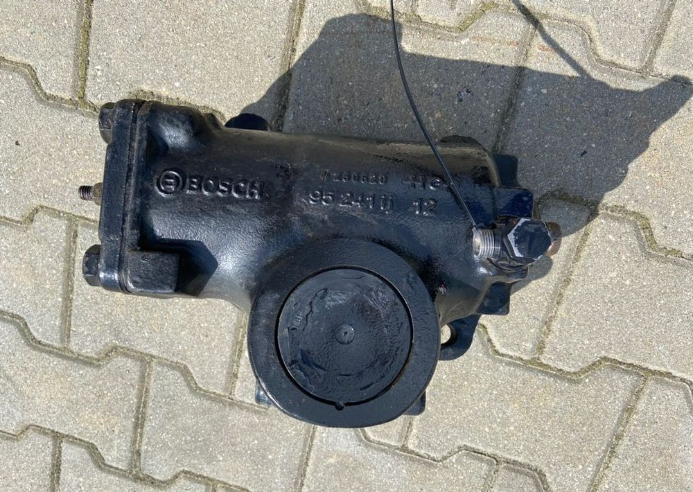 Kolumna kierownicza MAN TGL TGM TG 3 euro 6 przekładnia - Coluna de direcção por Camião: foto 3 Kolumna kierownicza MAN TGL TGM TG 3 euro 6 przekładnia - Coluna de direcção por Camião: foto 3