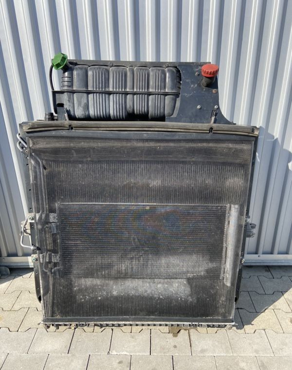 Komplet chłodnic MAN TGX euro 6 chłodnice 90 cm - Radiador por Automóvel: foto 2 Komplet chłodnic MAN TGX euro 6 chłodnice 90 cm - Radiador por Automóvel: foto 2