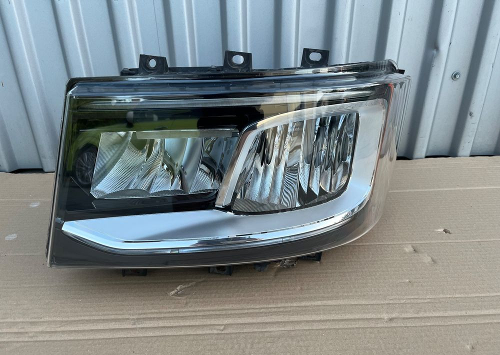 Lampa LED Scania R S NGS NGR reflektor 2655848 - Iluminação por Camião: foto 1 Lampa LED Scania R S NGS NGR reflektor 2655848 - Iluminação por Camião: foto 1