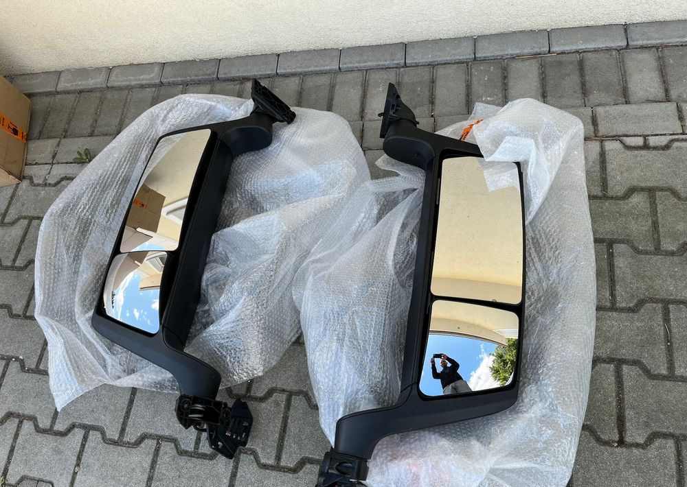 Lustro MAN TG3 TGX nowy model lusterko kompletne - Espelho retrovisor por Camião: foto 1 Lustro MAN TG3 TGX nowy model lusterko kompletne - Espelho retrovisor por Camião: foto 1