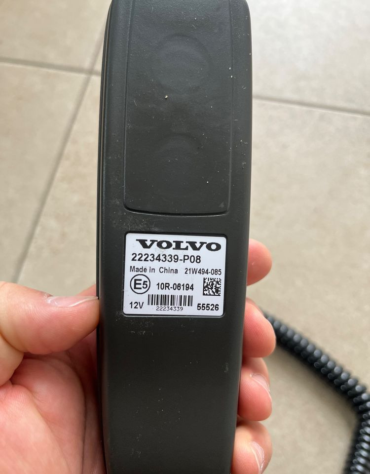 NOWY pilot podnoszenia poduszek Volvo FH5 Aero ecas - Cabine e interior por Camião: foto 3 NOWY pilot podnoszenia poduszek Volvo FH5 Aero ecas - Cabine e interior por Camião: foto 3