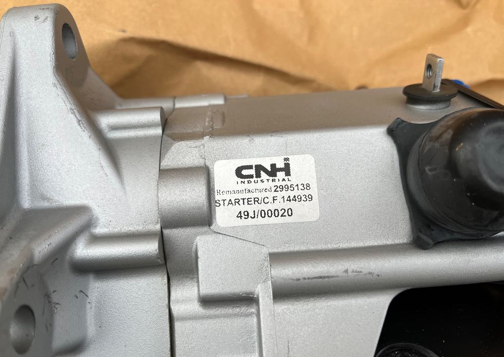 NOWY rozrusznik Iveco Stralis Trakker starter - Motor por Camião: foto 2 NOWY rozrusznik Iveco Stralis Trakker starter - Motor por Camião: foto 2