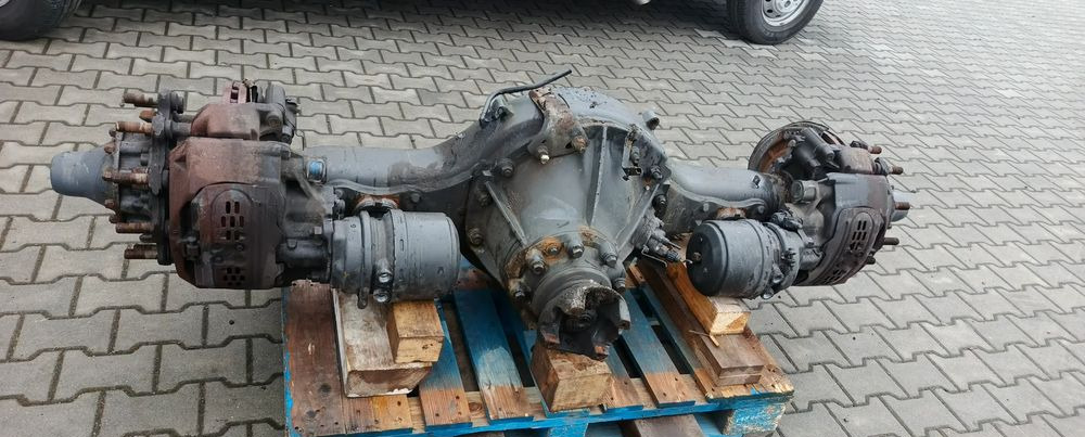 SCANIA R S MOST TYLNY KOMPLETNY DYFERENCJAŁ R780 2.59 2682603 - Eixo traseiro por Camião: foto 1 SCANIA R S MOST TYLNY KOMPLETNY DYFERENCJAŁ R780 2.59 2682603 - Eixo traseiro por Camião: foto 1