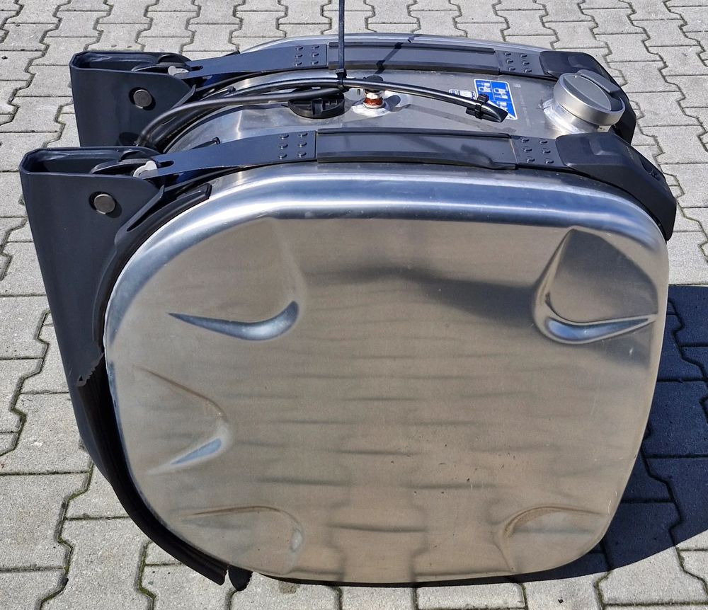 SCANIA R S ZBIORNIK PALIWA 220L NOWY - Sistema de combustível: foto 3 SCANIA R S ZBIORNIK PALIWA 220L NOWY - Sistema de combustível: foto 3