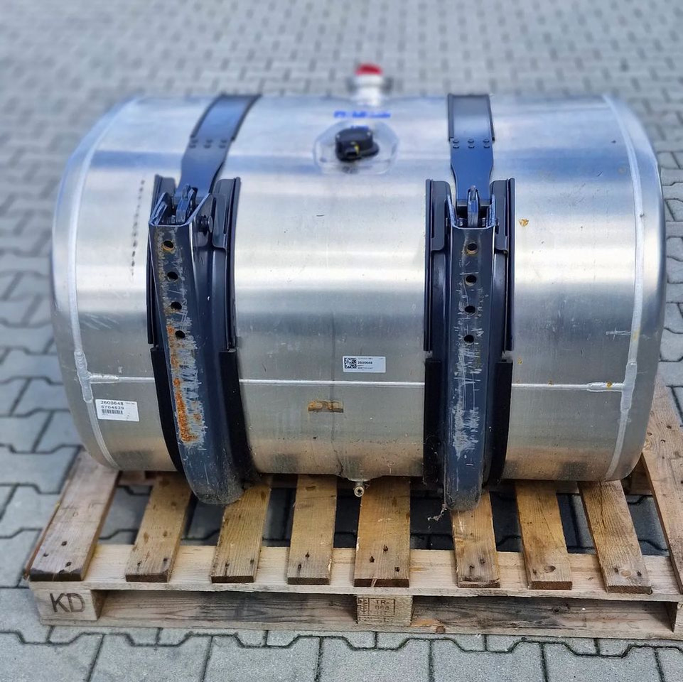 SCANIA R S ZBIORNIK PALIWA 395L NOWY - Tanque de combustível por Camião: foto 2 SCANIA R S ZBIORNIK PALIWA 395L NOWY - Tanque de combustível por Camião: foto 2