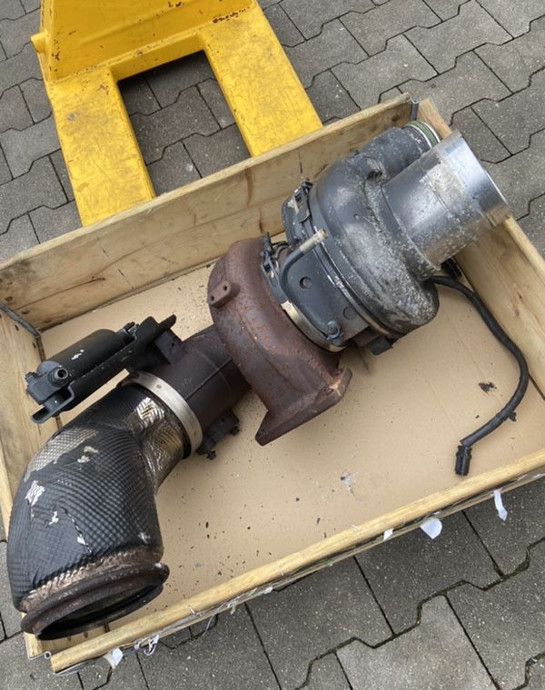 Turbosprężarka Scania R V8 turbina - Turbocompressor por Camião: foto 1 Turbosprężarka Scania R V8 turbina - Turbocompressor por Camião: foto 1