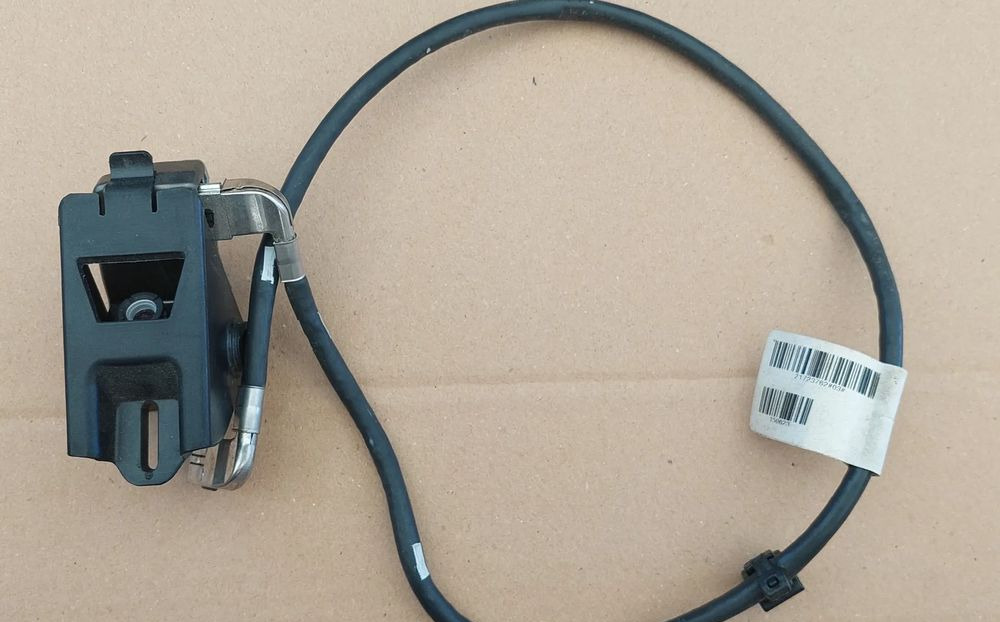 VOLVO FH4 RADAR KAMERA - Sensor por Camião: foto 1 VOLVO FH4 RADAR KAMERA - Sensor por Camião: foto 1