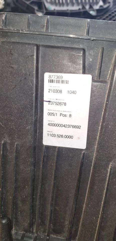 VOLVO FH5 LAMPA PRZEDNIA FULL LED 23752680 23752678 24056515 - Farol dianteira por Camião: foto 3 VOLVO FH5 LAMPA PRZEDNIA FULL LED 23752680 23752678 24056515 - Farol dianteira por Camião: foto 3