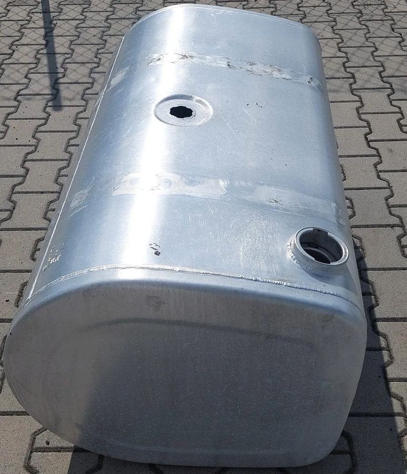 ZBIORNIK PALIWA VOLVO RENAULT 110CM - Tanque de combustível por Camião: foto 3 ZBIORNIK PALIWA VOLVO RENAULT 110CM - Tanque de combustível por Camião: foto 3