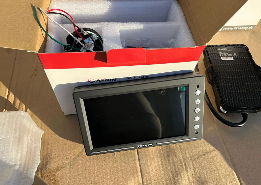 ZESTAW MONITOR KAMERA AXION NOWE - Cabine e interior: foto 2 ZESTAW MONITOR KAMERA AXION NOWE - Cabine e interior: foto 2
