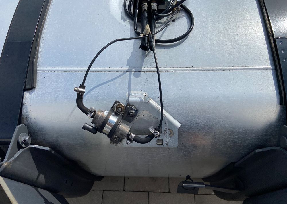 Zbiornik paliwa DAF XF CF 845 litrów bak kompletny - Tanque de combustível por Camião: foto 5 Zbiornik paliwa DAF XF CF 845 litrów bak kompletny - Tanque de combustível por Camião: foto 5