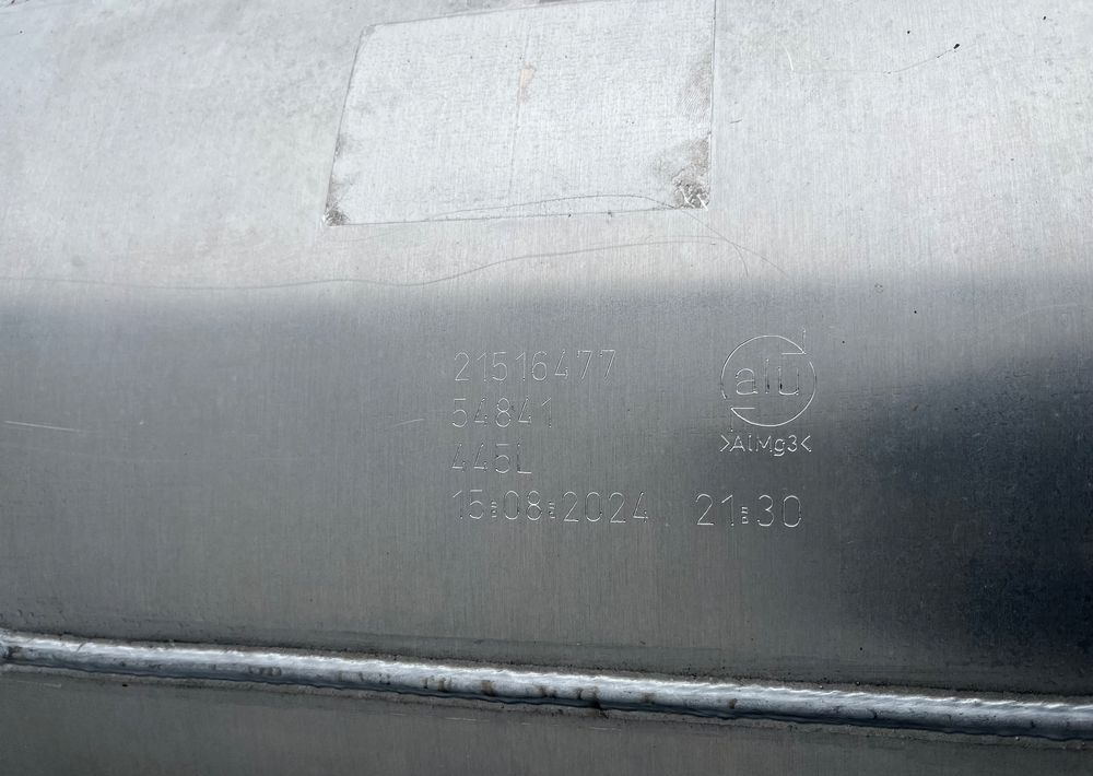 Zbiornik paliwa Volvo FH FM Renault 445 litrów bak low deck - Sistema de combustível por Camião: foto 4 Zbiornik paliwa Volvo FH FM Renault 445 litrów bak low deck - Sistema de combustível por Camião: foto 4