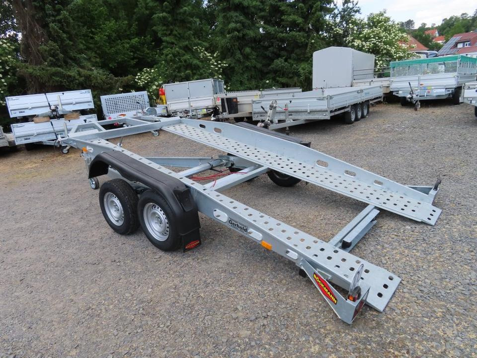 Aktionspreis, Autotransporter,kippbar,100 km/h, PKW Anhänger - Reboque transporte de veículos: foto 1 Aktionspreis, Autotransporter,kippbar,100 km/h, PKW Anhänger - Reboque transporte de veículos: foto 1