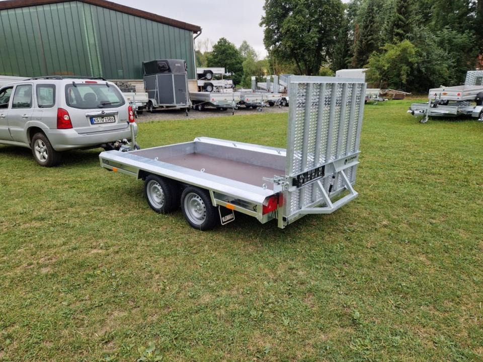 Bau- Maschinentransporte 2,7t Minibagger PKW-Anhänger - Reboque porta máquinas: foto 2 Bau- Maschinentransporte 2,7t Minibagger PKW-Anhänger - Reboque porta máquinas: foto 2