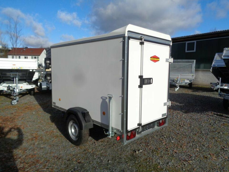 Böckmann KT 2513/13 PKW-Anhänger Koffer 100 km/h Abstellstützen - Reboque para carros: foto 2 Böckmann KT 2513/13 PKW-Anhänger Koffer 100 km/h Abstellstützen - Reboque para carros: foto 2