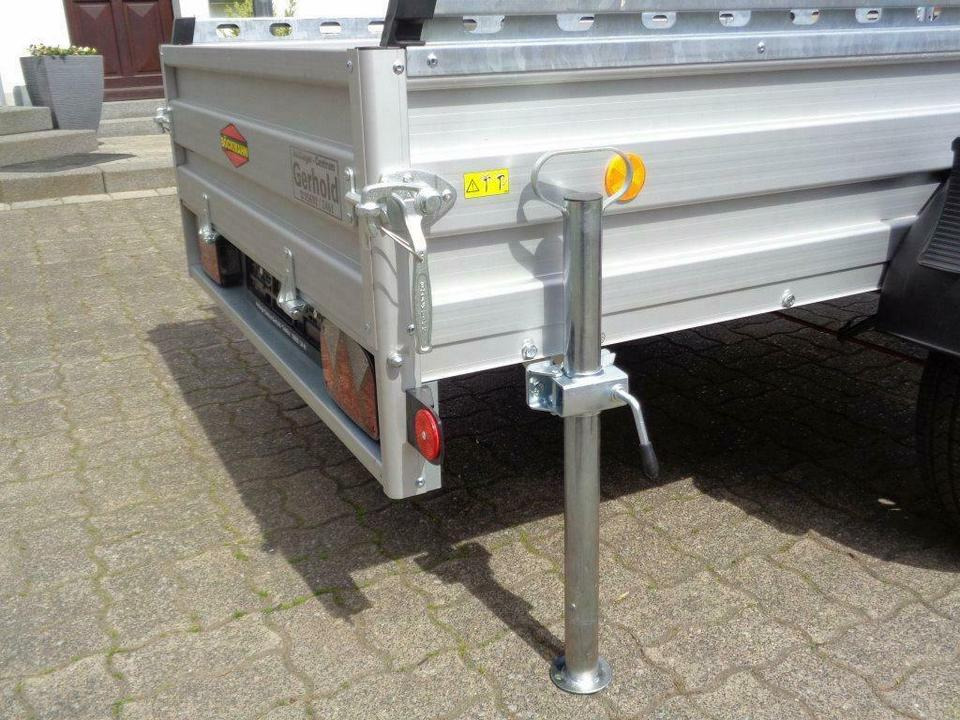 Böckmann PKW-ANhänger 1350 kg 100 km/h Stirnwand klappbar Profi - Reboque para carros: foto 5 Böckmann PKW-ANhänger 1350 kg 100 km/h Stirnwand klappbar Profi - Reboque para carros: foto 5