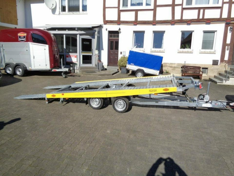 Böckmann PKW-Anhänger, Autotransporter, 3,0to. kippbar, 100 km/h - Reboque transporte de veículos: foto 3 Böckmann PKW-Anhänger, Autotransporter, 3,0to. kippbar, 100 km/h - Reboque transporte de veículos: foto 3