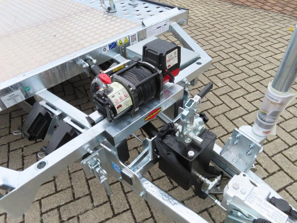 Böckmann PKW-Anhänger, Autotransporter 3,5to. E-Winde 100 km/h - Reboque transporte de veículos: foto 3 Böckmann PKW-Anhänger, Autotransporter 3,5to. E-Winde 100 km/h - Reboque transporte de veículos: foto 3