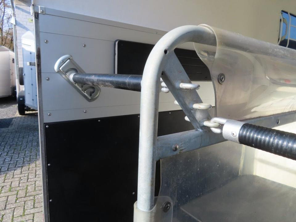 Böckmann, Pferdeanhänger, Champion R, top, SaKa. 100 km/h - Reboque para cavalos: foto 4 Böckmann, Pferdeanhänger, Champion R, top, SaKa. 100 km/h - Reboque para cavalos: foto 4